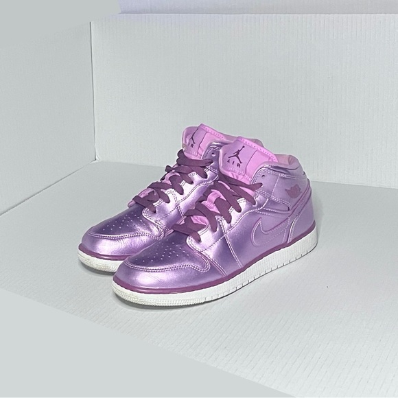 Nike Air Jordan High Top Sneakers - Picture 2 of 15